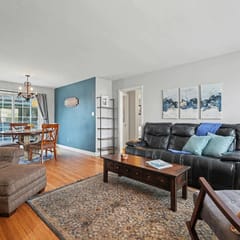 LM 7221 Vassar Ave