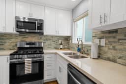Beach-2-Bay 1br | Mission Beach | AC | Shops