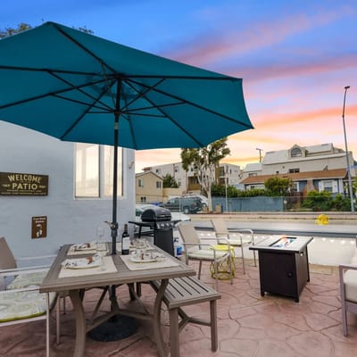 Beach-2-Bay 2br | Beach | AC | Patio