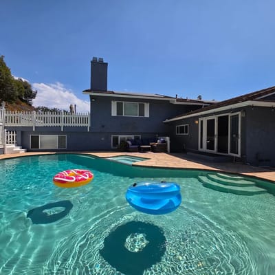 Huge House w/ Pool! Sleeps 16 | BBQ | Shuffleboard