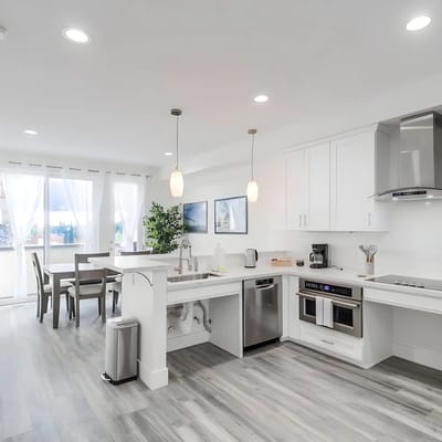 Park Blvd 301 | Modern | Urban Oasis | SPA