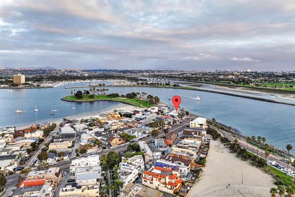 Mission Beach Gem - 1BR Near the Ocean