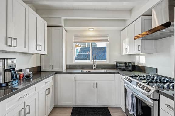 Mission Beach Gem - 1BR Near the Ocean