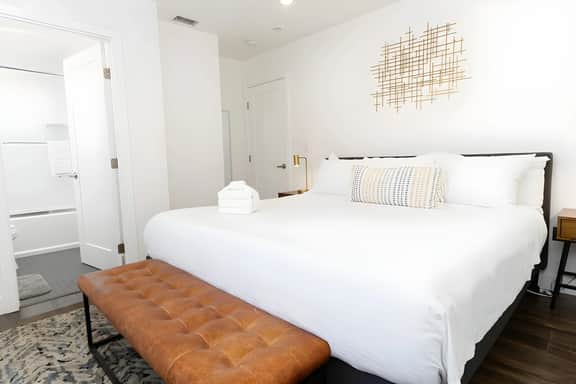 North Park Retreat | Trendy | Tranquil | Vibrant